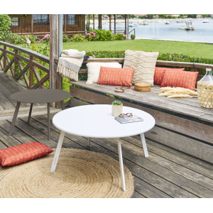 TABLE D'APPOINT DE JARDIN...